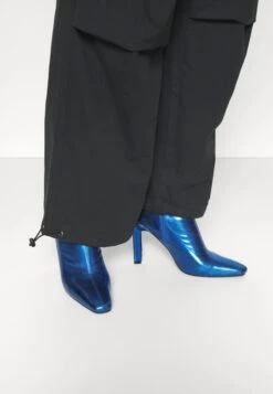 YOURTURN Unisex - Broek -Black -Kledingwinkel 1ef48fe08b024e978ea6cd20101c3b05