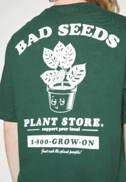 YOURTURN Unisex - T-Shirt Print - Dark Green -Kledingwinkel 3803cf8eef544f9cbce9149729e74504