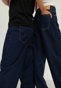 YOURTURN Unisex - Relaxed Fit Jeans - Rinsed Denim -Kledingwinkel 3eba42d452c84b3281dca619c9301187