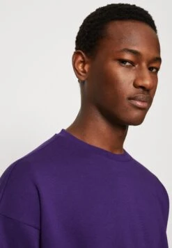 YOURTURN Unisex - Sweater - Purple -Kledingwinkel 422dece4f4c7482f84f3073fde8c2921