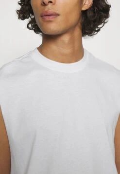 YOURTURN Unisex 2 Pack - Top - White, Black -Kledingwinkel 448d52d51fed4786b5f5e883c2b2c5aa