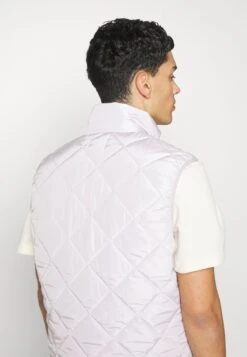 YOURTURN Unisex - Bodywarmer - Salmon -Kledingwinkel 5c6910322f14419b876b4dbc633cec20