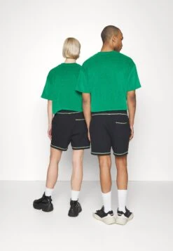 YOURTURN Unisex - Shorts - Black -Kledingwinkel 5e9a8729059a418394e3fe8c0e269511