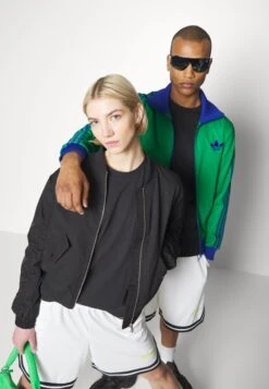 YOURTURN 3Pack Unisex - T-Shirt Basic - White/Mint/Black -Kledingwinkel 653bc11f8bea43f9b6b61d016c1de7b7