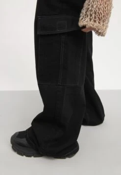 YOURTURN Unisex - Relaxed Fit Jeans - Black Denim -Kledingwinkel 66f5387c2aaf4b5e96961ec137ee6af6