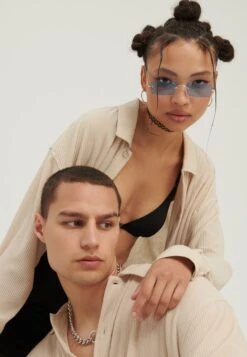 YOURTURN Unisex - Overhemdblouse - Beige -Kledingwinkel 6ab281e3772f47cdbf3cee85d570219b