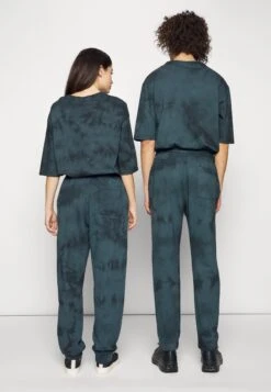 YOURTURN Wincent Weiss Unisex - Trainingsbroek - Black -Kledingwinkel 75467c5fd12b4e389a04cb1b2fb248ff