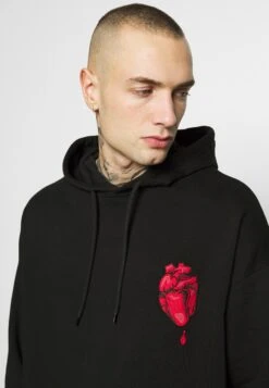 YOURTURN Hoodie - Black 11 YOURTURN Hoodie - Black -Kledingwinkel 78cc7fbd4e024e76a1f37eea18f77f7f