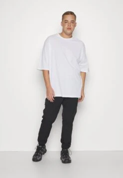 YOURTURN Unisex 3 Pack- T-Shirt Basic - White/Lilac/Black -Kledingwinkel 7d9c4d03c4054ce098a931d778e37683