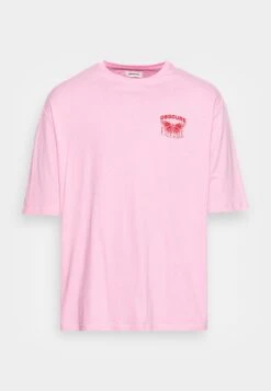 YOURTURN Nostalgia Future Tee Unisex - T-Shirt Print - Pink -Kledingwinkel 831f68827a82423bb951ac99f4213912