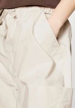 YOURTURN Unisex - Cargobroek - White -Kledingwinkel 892484af120746f4bb71cb01e388ad6c