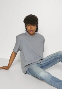 YOURTURN Unisex - T-Shirt Basic - Grey -Kledingwinkel 8a0d4c38249e40c99e861ea51d5cd582