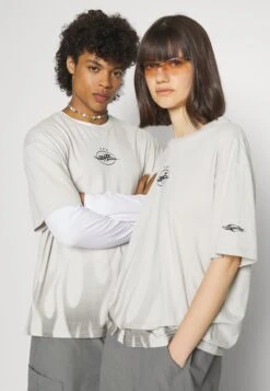 YOURTURN Unisex - T-Shirt Print - Light Grey -Kledingwinkel 9271e7045e624da787f88a3fc6e1799f