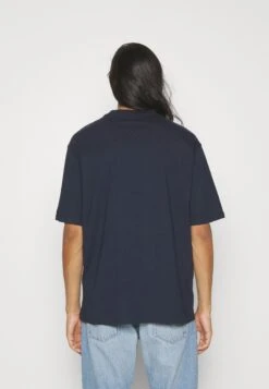 YOURTURN 3Pack Unisex - T-Shirt Basic - Olive, Beige, Dark Blue 10 YOURTURN 3Pack Unisex - T-Shirt Basic - Olive, Beige, Dark Blue -Kledingwinkel 9f9a01de948147abbb671e599bbe7b9f