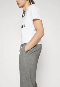 YOURTURN Unisex 2 Pack- Trainingsbroek - Grey/Black -Kledingwinkel a899cb8e1fb9493eb5f5d4323947b946