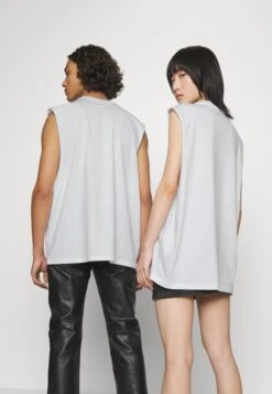 YOURTURN Unisex 2 Pack - Top - White, Black -Kledingwinkel adf66e2d7d094e35b79b1f4f472e6fee