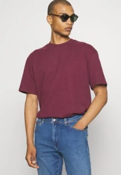 YOURTURN Unisex - T-Shirt Basic -Red -Kledingwinkel ae35f53deb5d4e2da3813346f1615946