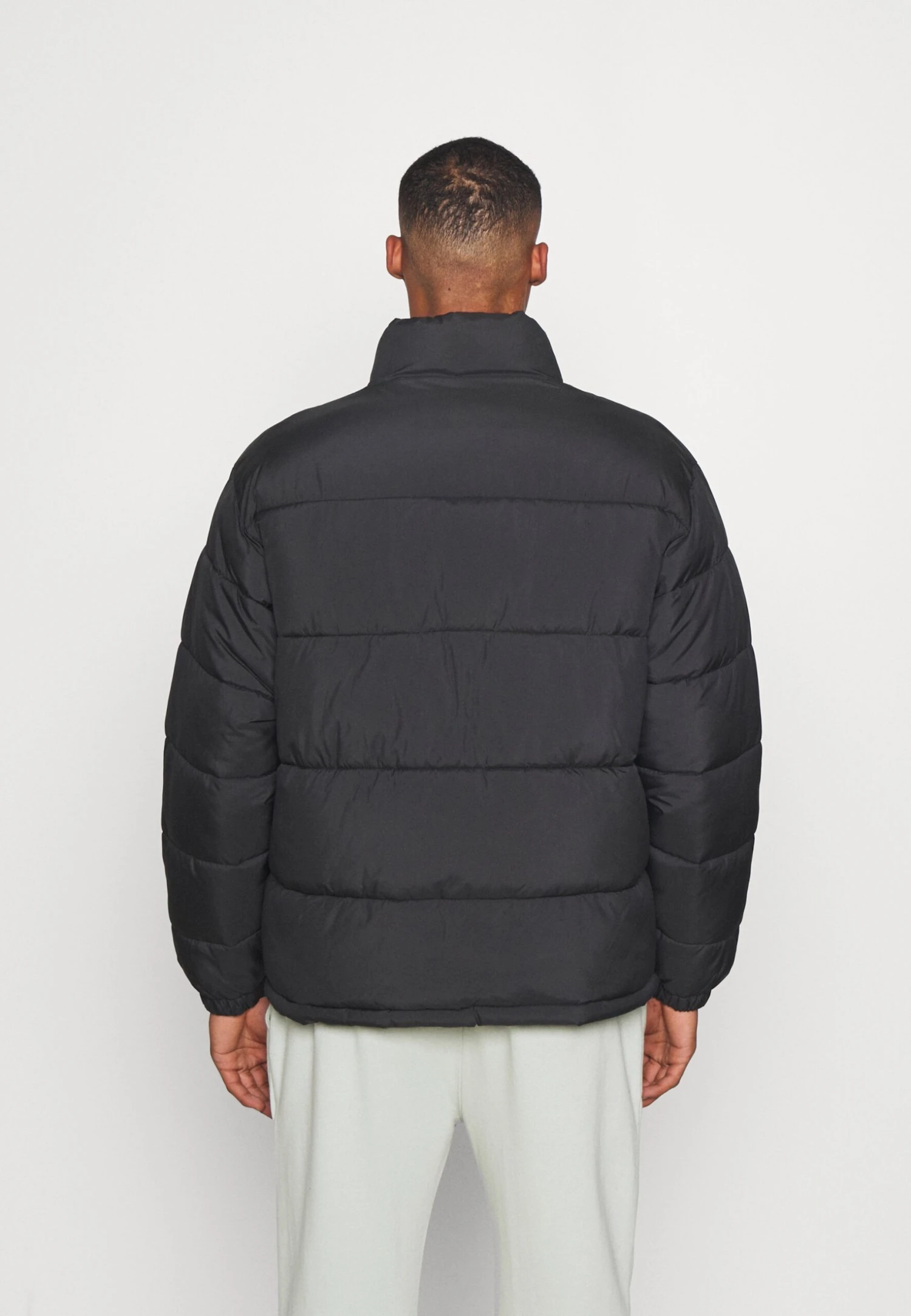 YOURTURN Oversize Puffer Jacket Unisex- Winterjas - Black 3 YOURTURN Oversize Puffer Jacket Unisex- Winterjas - Black - Afbeelding 3