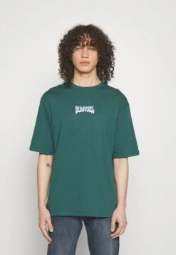 YOURTURN Graphic Tee Unisex - T-Shirt Print - Green -Kledingwinkel c0630cc1ef9d4122850c51ab648244de