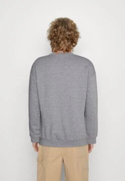 YOURTURN Unisex 2 Pack - Sweater - Light Blue/Mottled Grey 8 YOURTURN Unisex 2 Pack - Sweater - Light Blue/Mottled Grey -Kledingwinkel c1dea5e30a54464d8847ce56bdc0977b