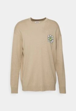 YOURTURN Crewneck With A Flower - Trui - Beige -Kledingwinkel d4257cdb440247a68158075ba029f34e