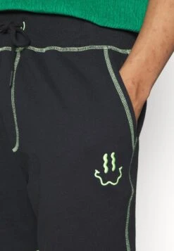 YOURTURN Unisex - Shorts - Black -Kledingwinkel f51afc93a69b4497aadd7606637d55f5