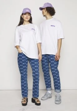 YOURTURN WincentWeiss Unisex - Straight Leg Jeans - Blue Denim -Kledingwinkel f56197d552134c689de43db3e1375ac4