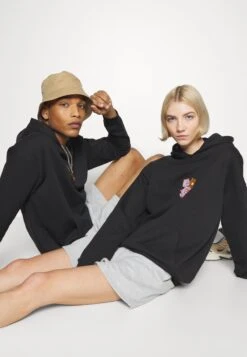 YOURTURN Care Bears Unisex - Hoodie - Black 10 YOURTURN Care Bears Unisex - Hoodie - Black -Kledingwinkel fda2bc2fb54f45ebb61720349e24e8ed